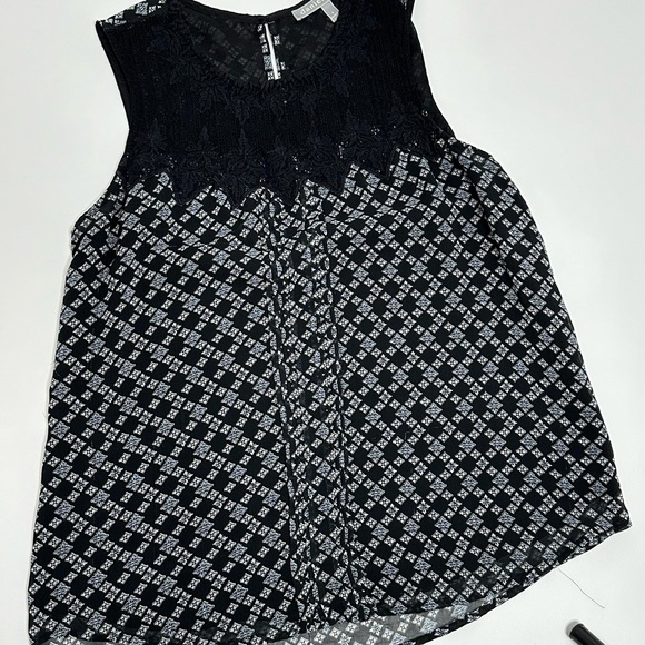 Daniel Rainn flowy lined sleeveless blouse Small 18” p2p - Picture 2 of 2